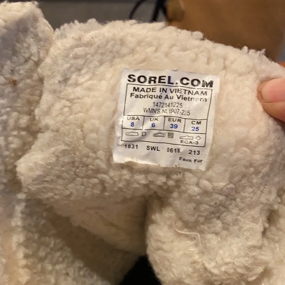 ❄️ Sorel Women’s Waterproof Snow boot with Sherpa fleece  lining - Picture 8 of 14
